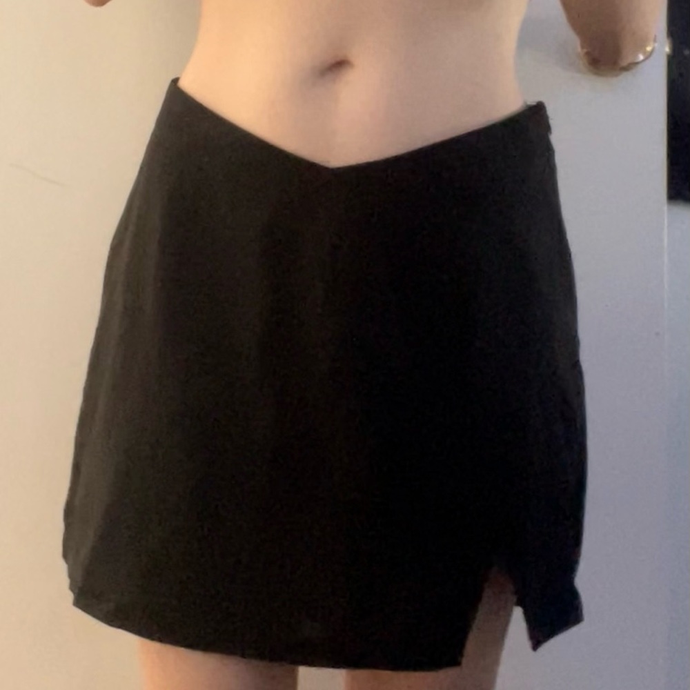 SHEIN Elegant Black Skirt